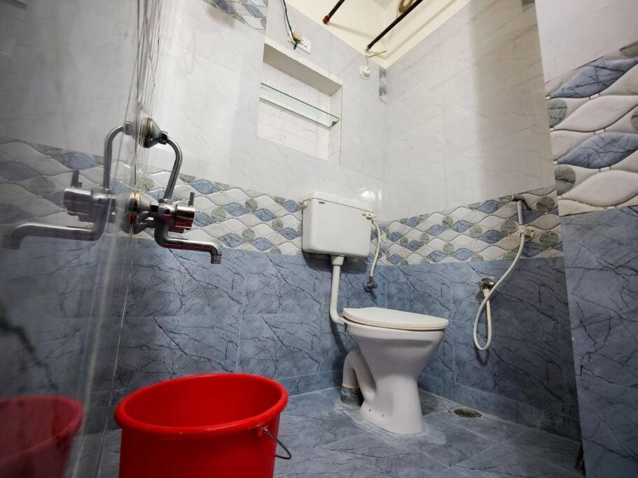 Comfy 2-Bedroom House In Sanjaynagar, Bengaluru Eksteriør billede